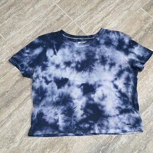 Hollister-co Women's Blue and White T-shirt